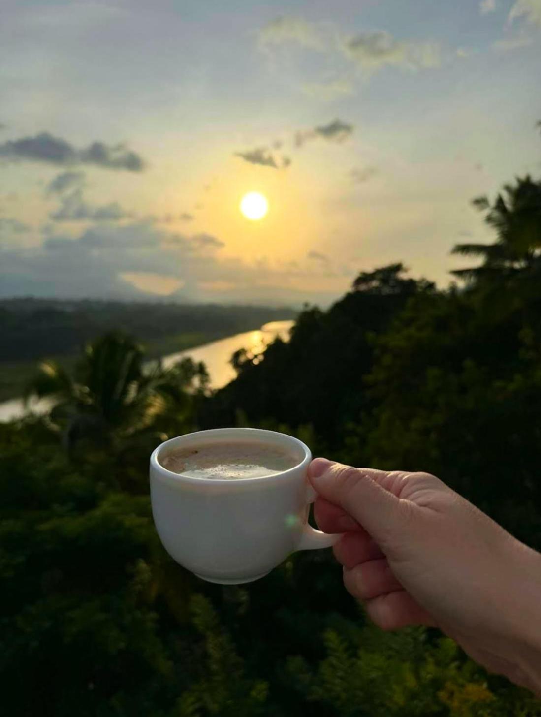 Mahaweli View Inn Kandy Buitenkant foto